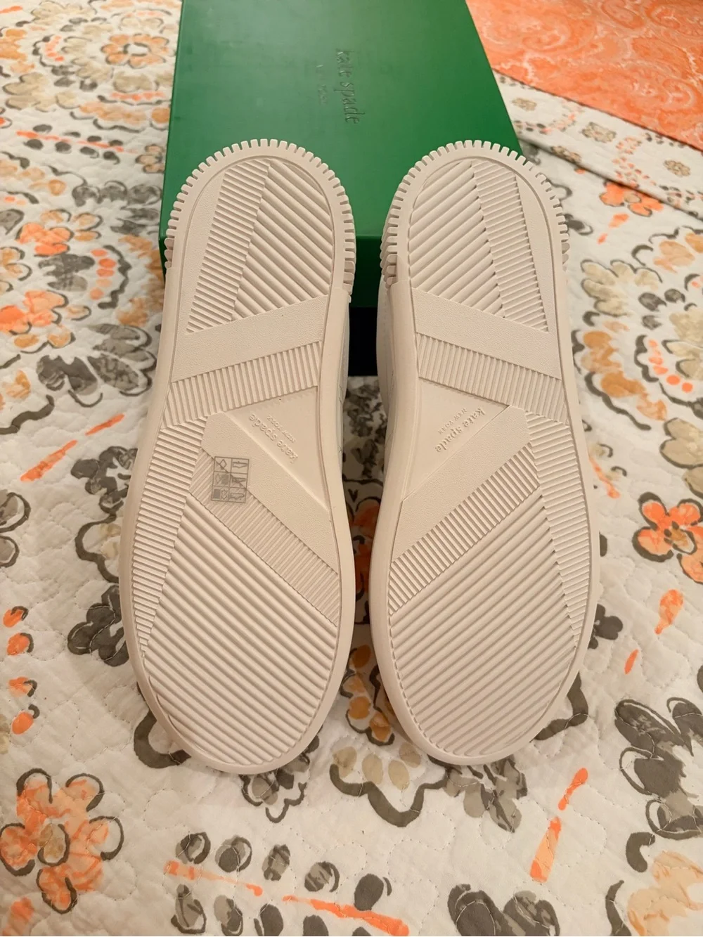 NWT KATE SPADE K AS IN KATE COURT SNEAKERS TRUE WHITE SIZE 6.5